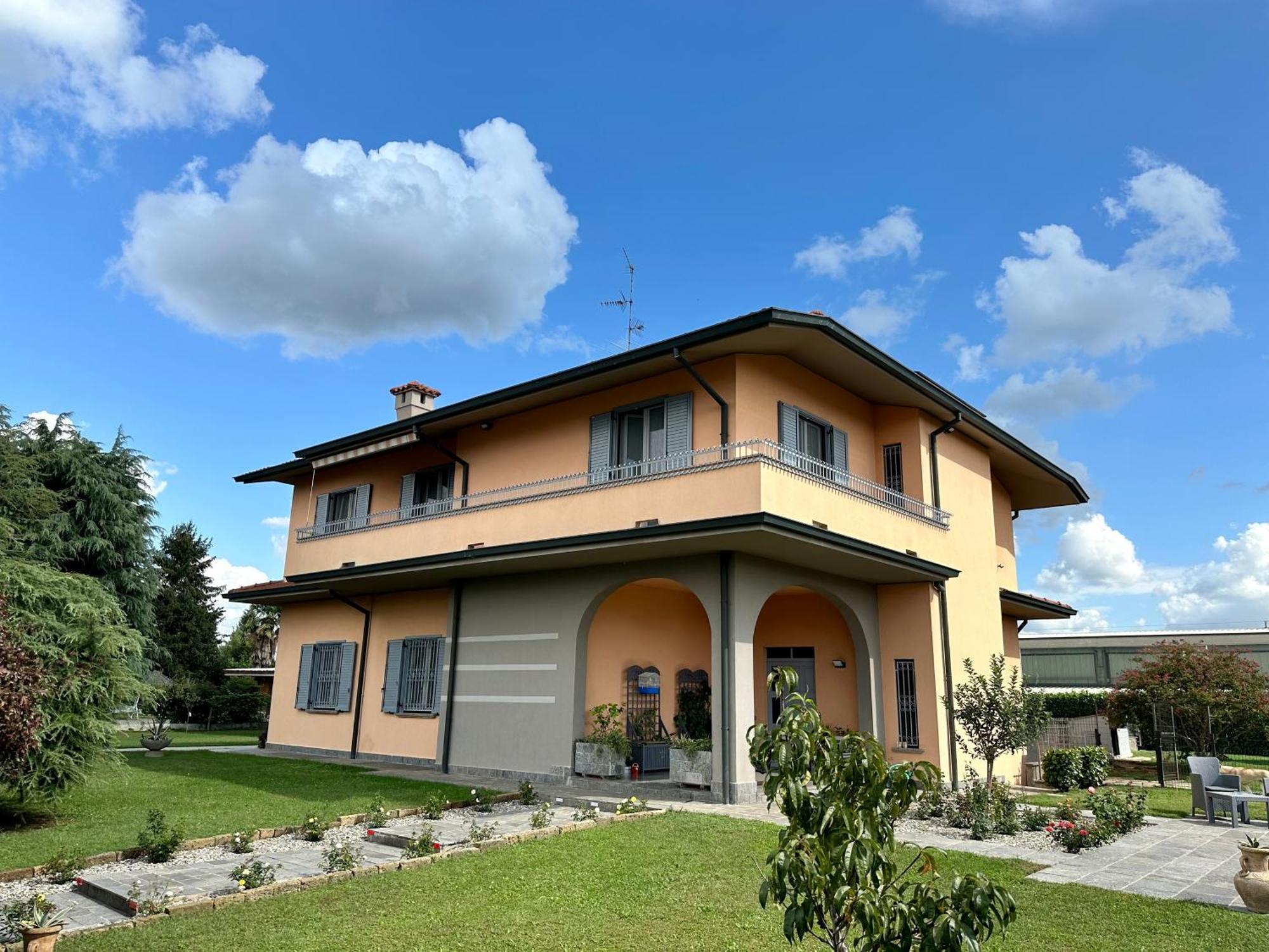 Villa 2 Cassano D'adda Exterior photo